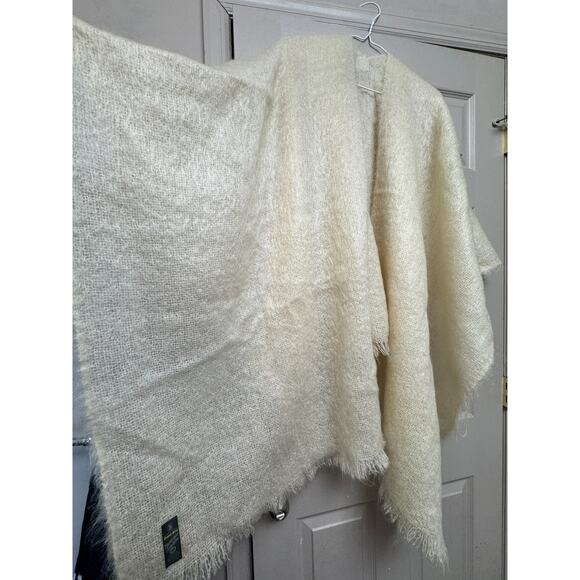 Royal Scot Neckwear Collection MOHAIR Shawl Drape Wrap Sweater Poncho OS - Picture 3 of 4